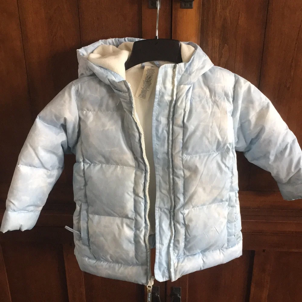 Old Navy Puffer Coat - Picture 1 of 5